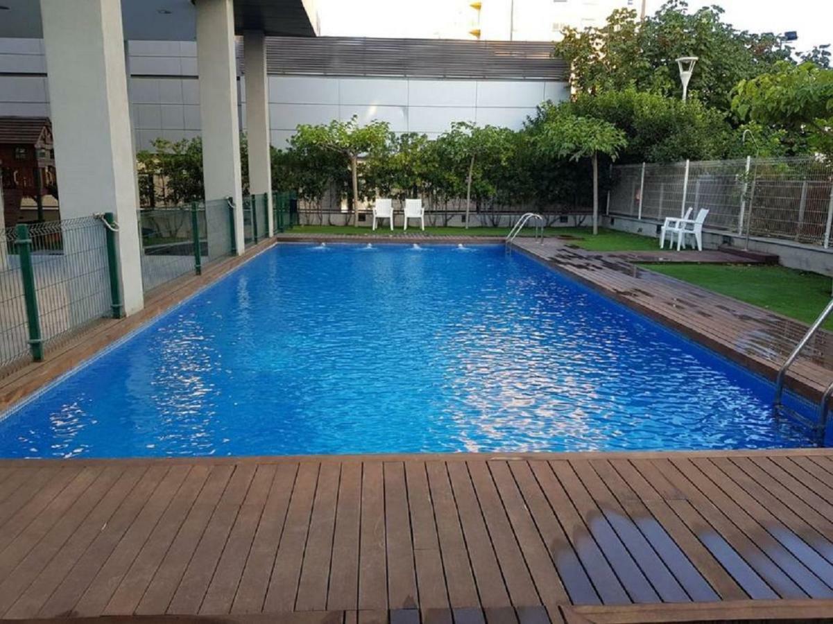 Lovely 2 Bedroom Terrace Wifi Parking Ac Heating Attic Valencia Exterior photo